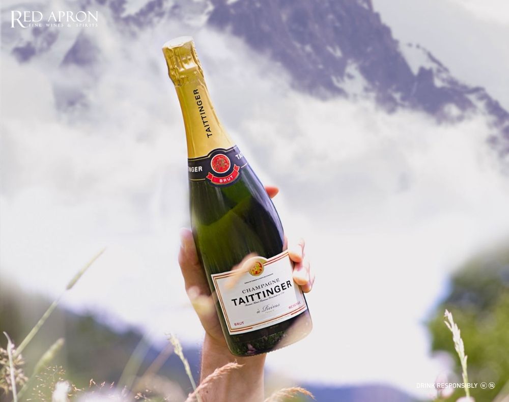 Phô mai Camembert ăn kèm Champagne và Pinot Noir trong gợi ý pairing cho người mới