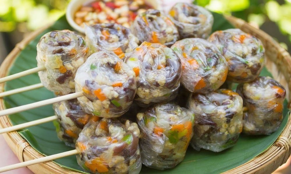 Cách làm bánh tráng lụi chay sốt me ngon, đơn giản tại nhà