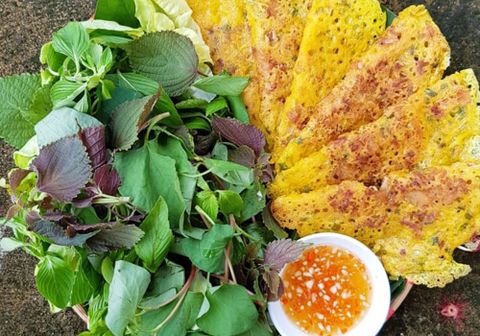 Bánh xèo ăn với rau gì? Gợi ý 15 loại rau ăn kèm bánh xèo