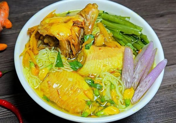 Hướng dẫn nấu bún cá Châu Đốc ngon đúng vị miền Tây