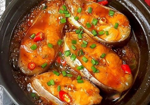 Cách làm cá basa kho tộ ngon đậm đà truyền thống tại nhà