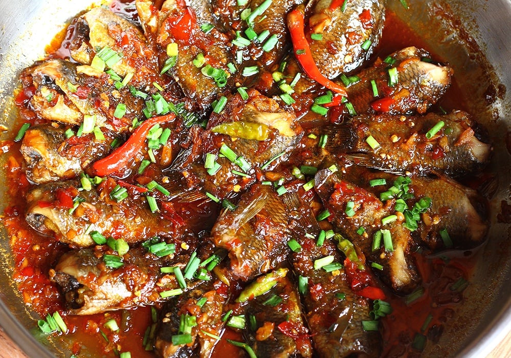 Cách làm cá rô kho tiêu ngon cay nồng cho bữa cơm gia đình