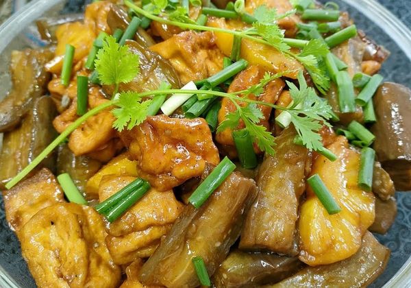 Cách làm cà tím om đậu phụ chay mềm ngọt, đổi vị cơm nhà