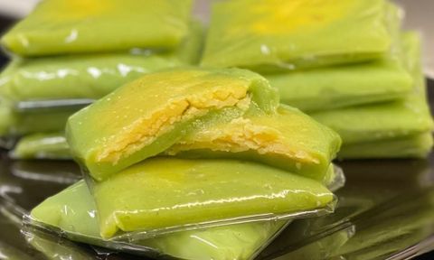 Hướng dẫn cách làm bánh cốm đậu xanh chuẩn vị Hà Nội