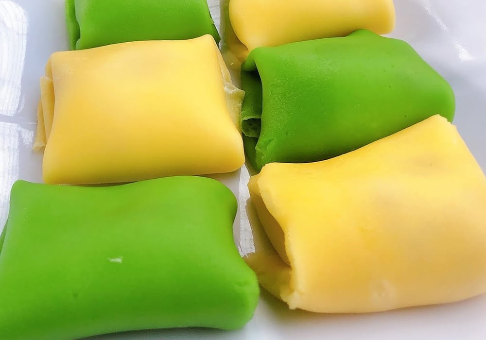 Cách làm bánh crepe sầu riêng đơn giản, béo thơm tại nhà
