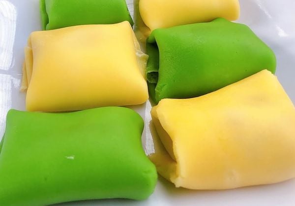 Cách làm bánh crepe sầu riêng đơn giản, béo thơm tại nhà