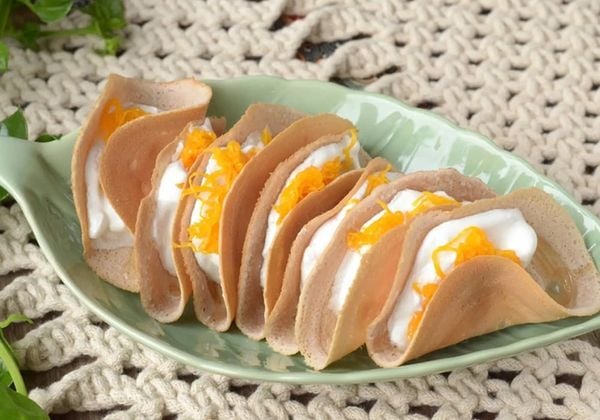Cách làm bánh kẹp Thái Lan nhân kem dừa trứng hấp dẫn