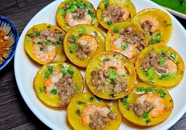 Cách làm bánh khọt nhân tôm thịt vàng giòn tại nhà