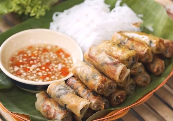 Hướng dẫn làm chả giò khoai lang chay ngọt bùi, giòn tan