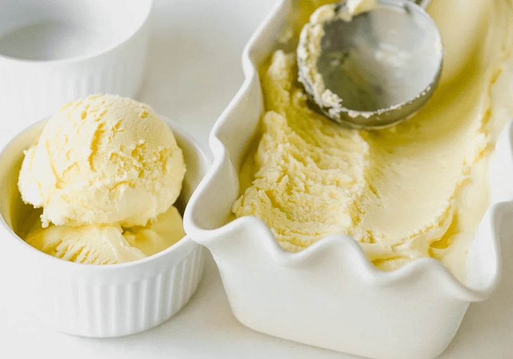 2 Cách làm kem vanilla, kem matcha mịn mát chuẩn vị tại nhà