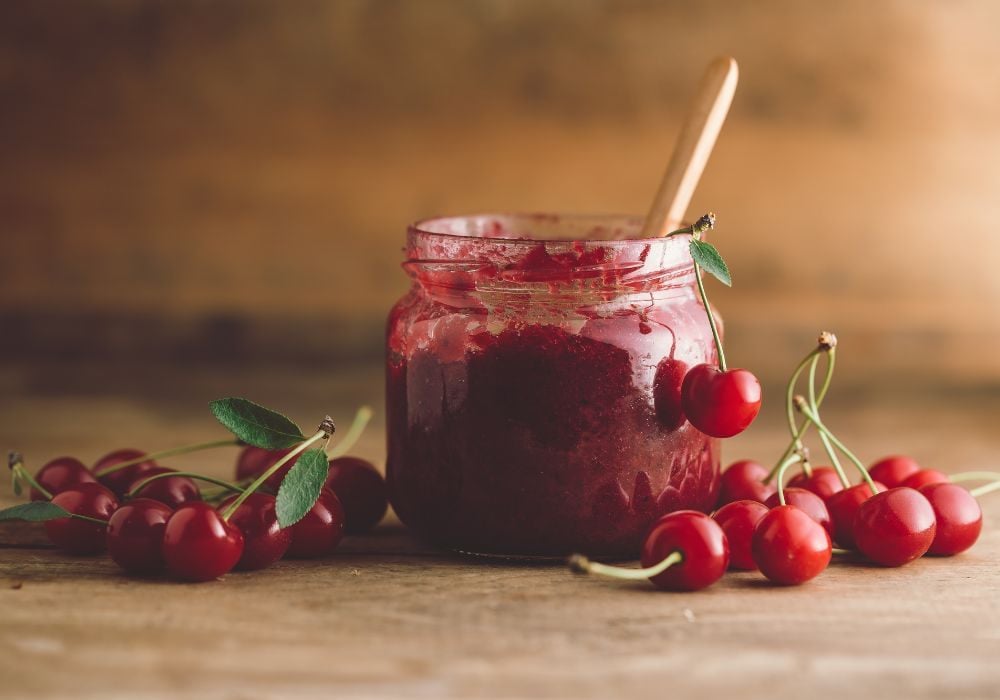 Cách làm mứt cherry (anh đào) đỏ mọng, chua ngọt dẻo ngon