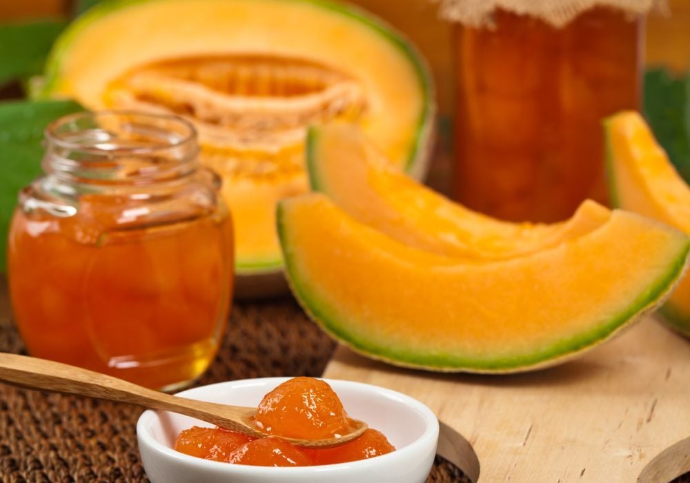 2 cách làm mứt dưa lưới dẻo thơm, màu vàng óng đẹp mắt