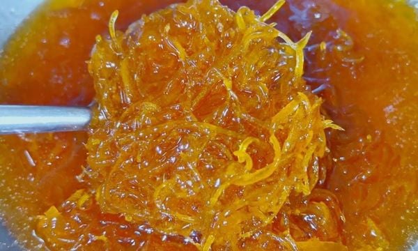 Cách làm mứt tắc xắt sợi chua ngọt vàng óng đẹp mắt