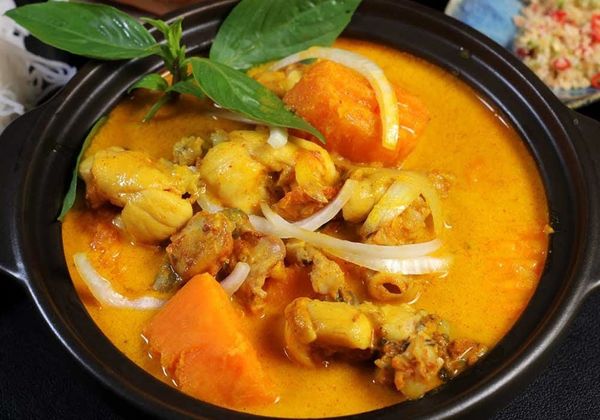 Cách nấu cà ri ếch cay nhẹ béo ngậy, đổi vị bữa ăn cuối tuần