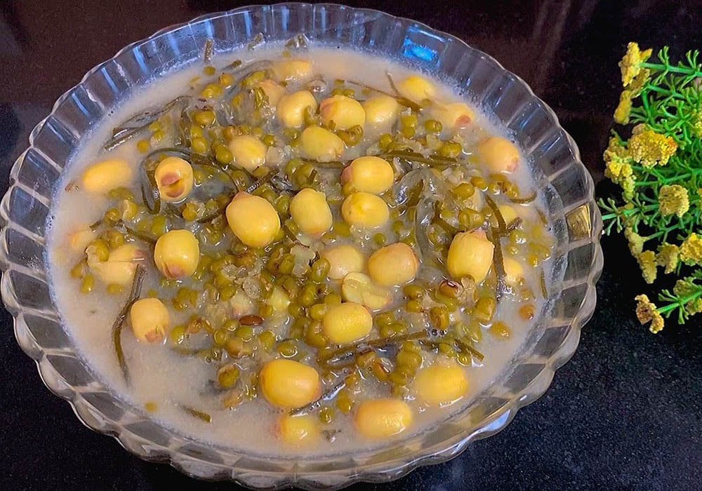 Cách nấu chè đậu xanh nguyên hạt và hạt sen ngon bổ dưỡng