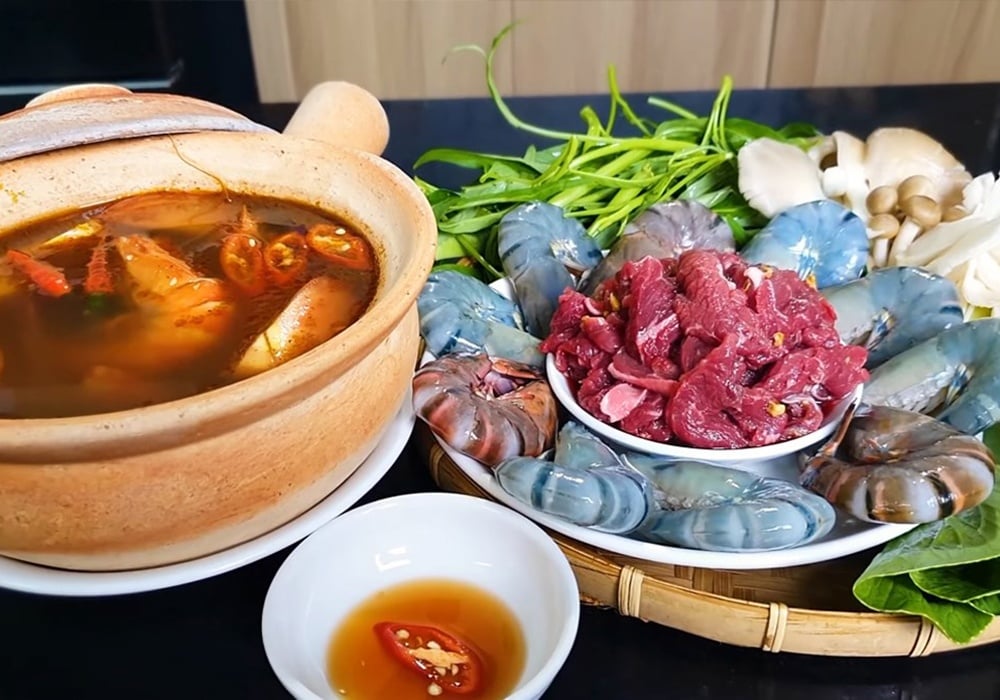 Cách nấu lẩu Thái Tom Yum chua cay, chuẩn vị Thái Lan