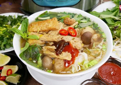 Công thức nấu phở chay thanh đạm, chuẩn vị truyền thống