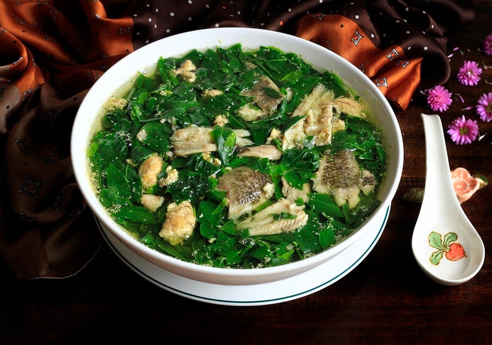 2 cách nấu canh cá rô rau cải, rau ngót ngon mà không tanh