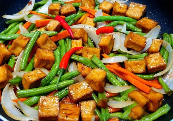 Công thức làm đậu đũa xào chay giòn ngọt hấp dẫn tại nhà