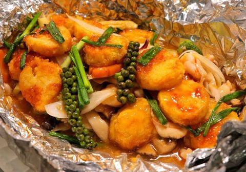 Cách làm đậu hũ nướng giấy bạc chay thơm lạ, đơn giản