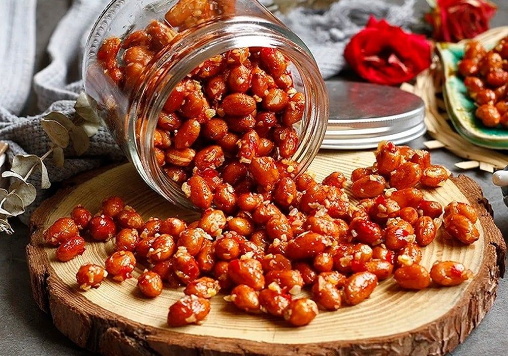 Cách làm đậu phộng rim mắm đường chay mặn ngọt lạ miệng