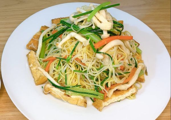 Cách làm hủ tiếu xào chay mềm dai, đậm đà cho bữa ăn nhẹ