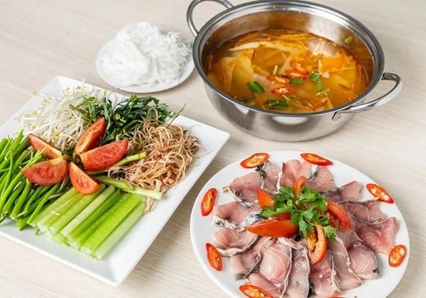 Cách nấu lẩu cá chép ngon tròn vị cho bữa sum họp gia đình