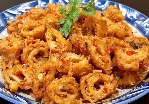 3 cách làm mì căn chiên giòn, sả ớt và nước mắm chay