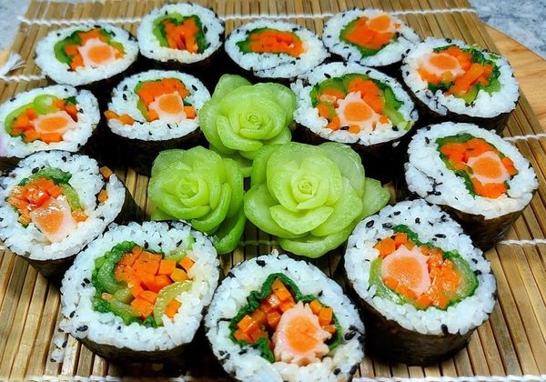 Cách làm sushi chay đơn giản, đẹp mắt cho bữa ăn nhẹ