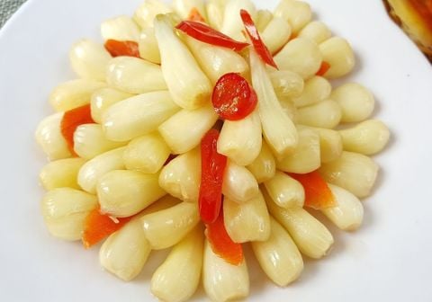 Tổng hợp 3 cách làm củ kiệu ngâm giòn ngon, chuẩn vị Tết