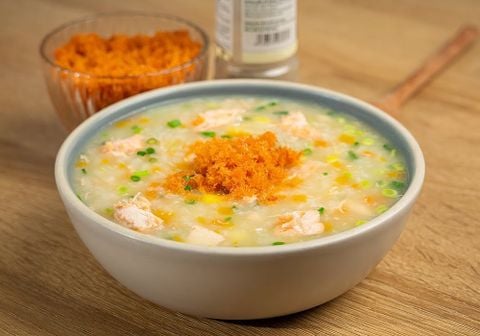 Tổng hợp 10 cách nấu cháo cá hồi cho bé ăn dặm giàu dinh dưỡng