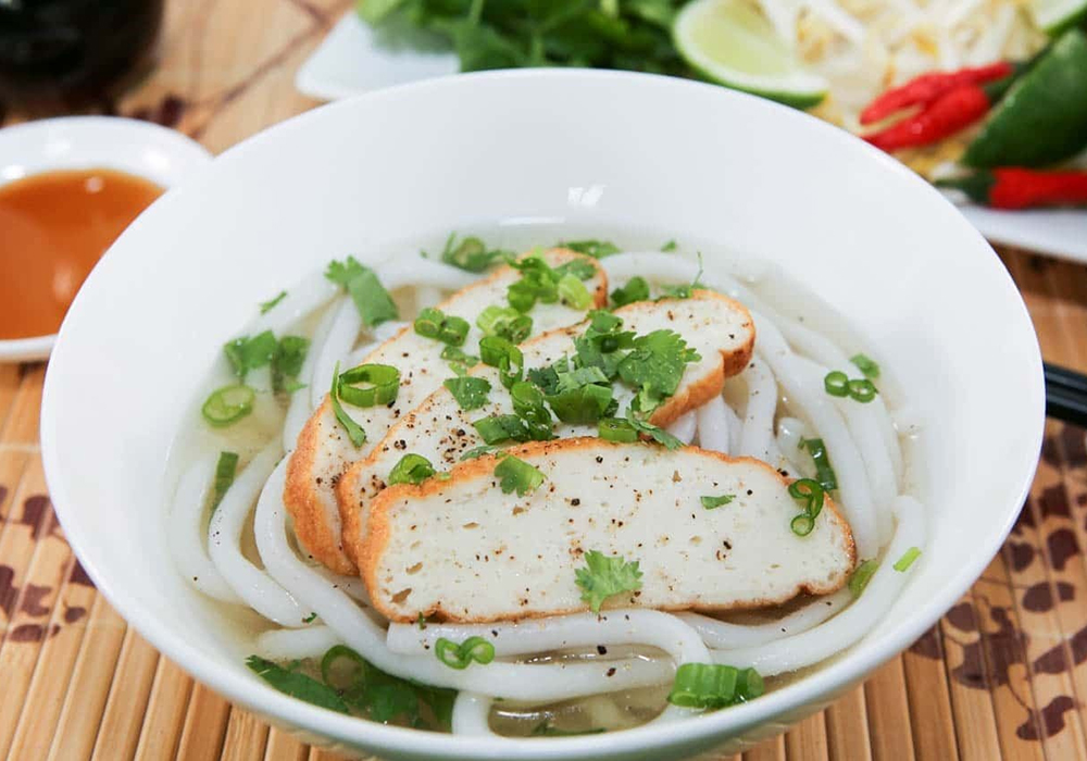 Mẹo bảo quản bánh canh chả cá thu đúng cách