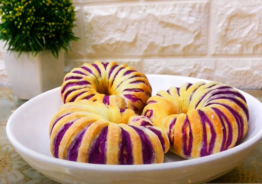 Bánh mì khoai lang tím