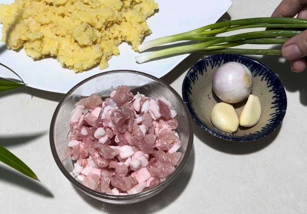 Nguyên liệu làm bánh nếp nhân đậu xanh thịt