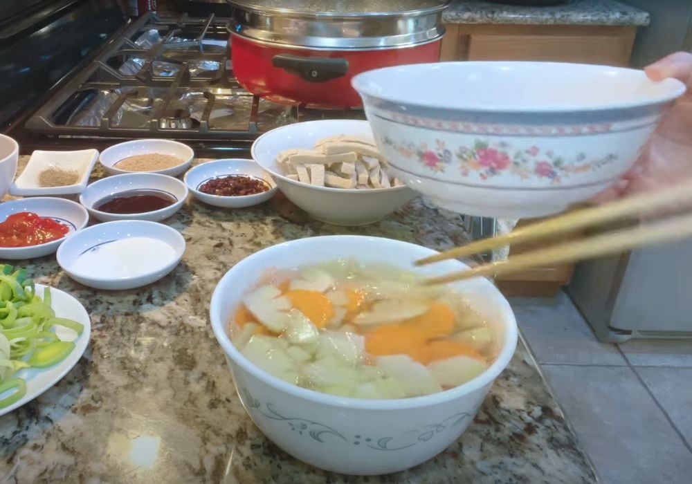 Chuẩn bị rau sống