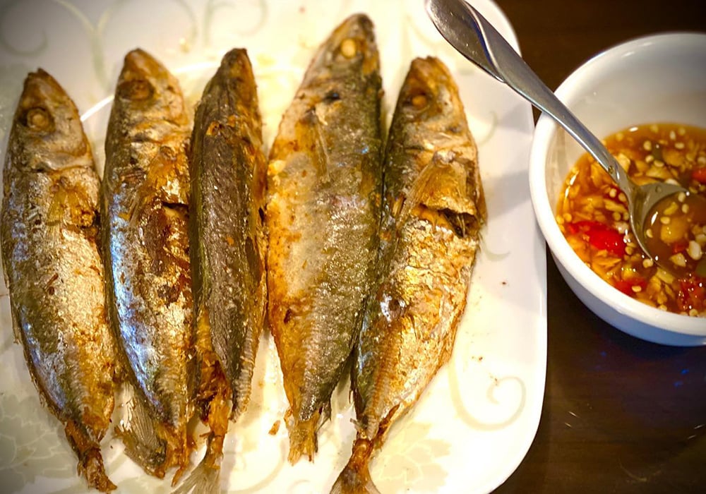 Cá bạc má chiên