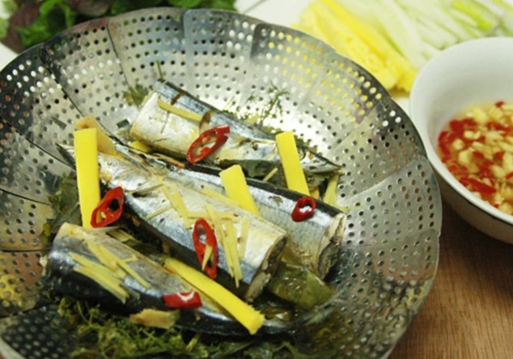 Cá bạc má hấp gừng