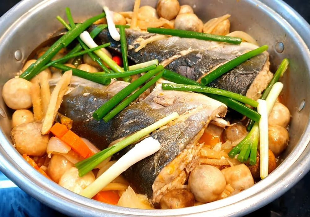 Cá cam hấp