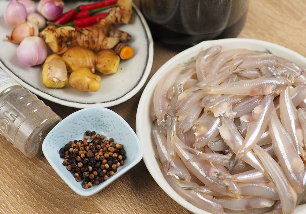 Nguyên liệu làm cá cơm kho