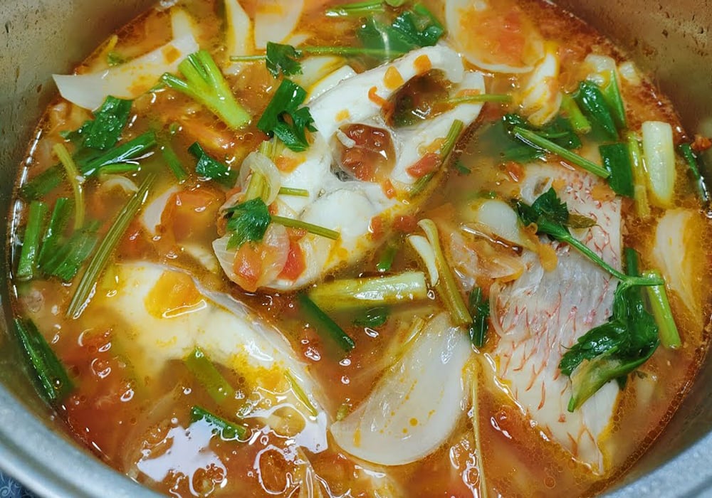 Cá diêu hồng nấu ngót