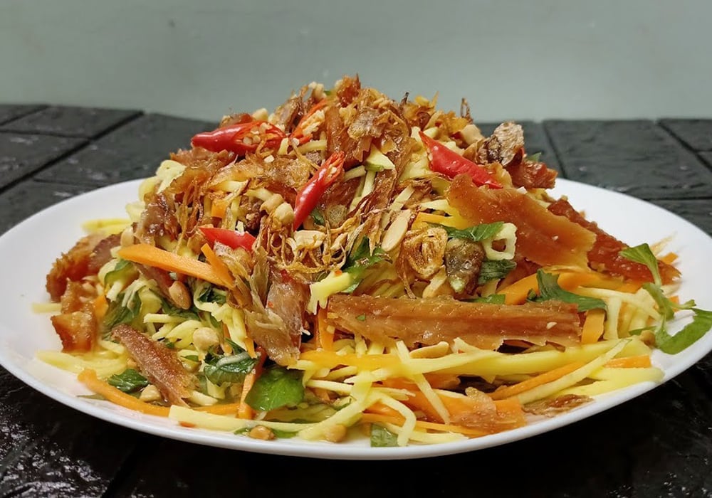 Gỏi xoài khô cá dứa