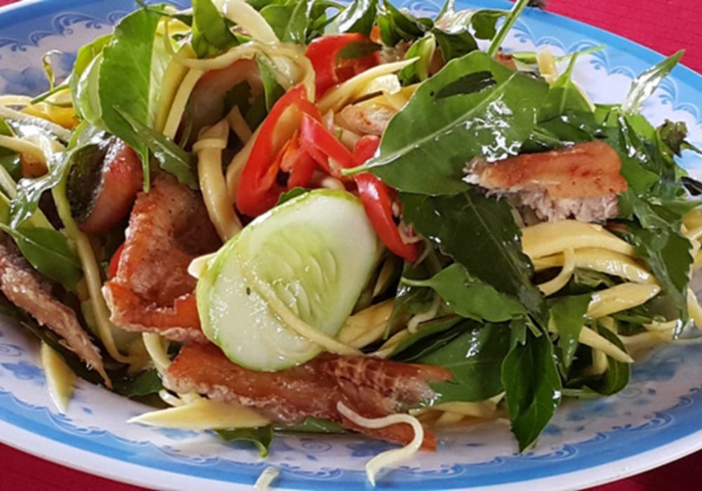 Gỏi sầu đâu khô cá sặc