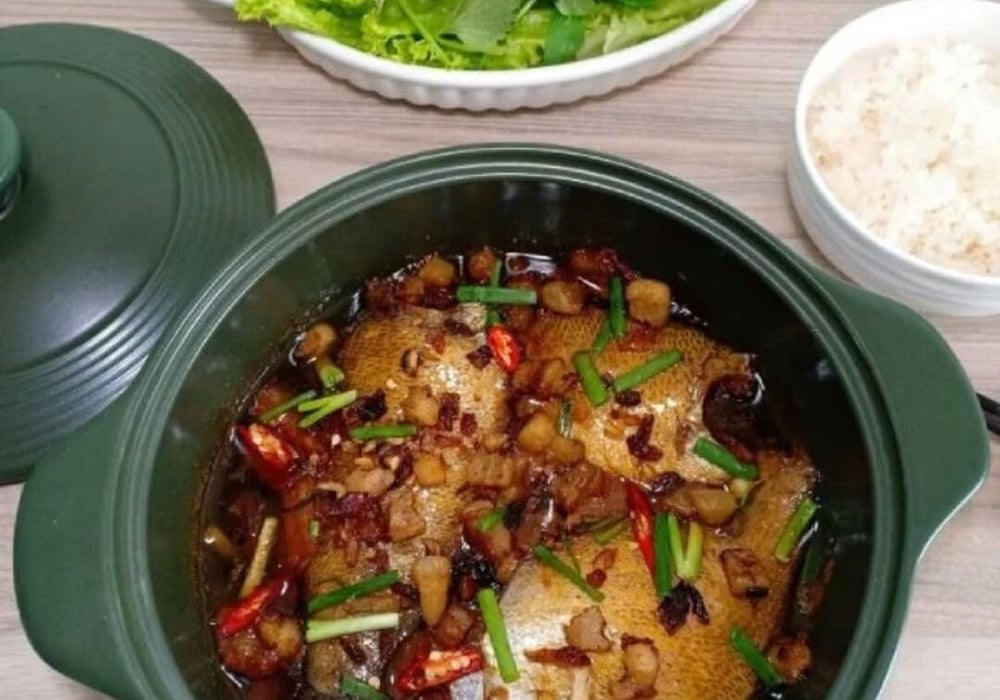 Khô cá sặc kho tóp mỡ