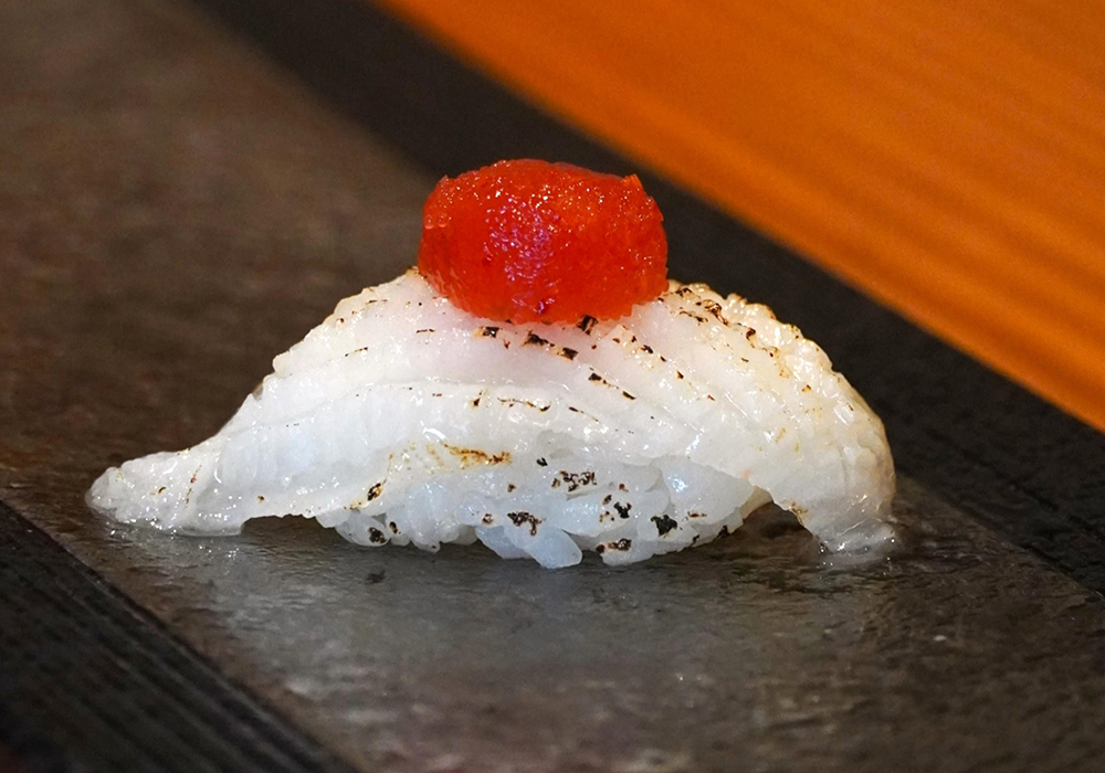 Sushi cá tuyết