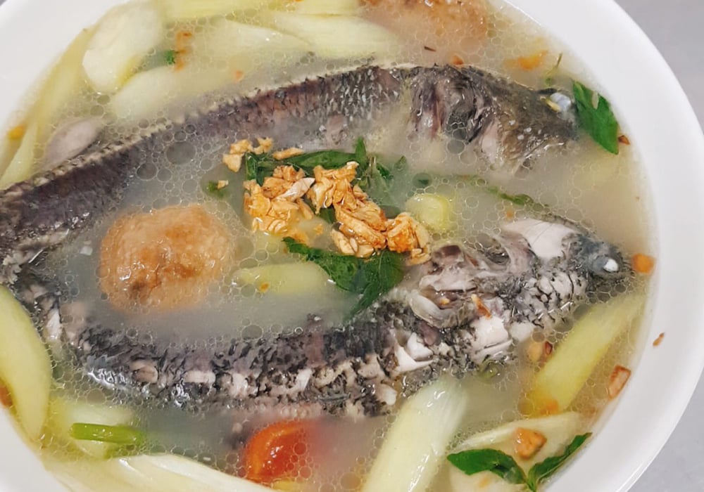 Lẩu cá thòi lòi