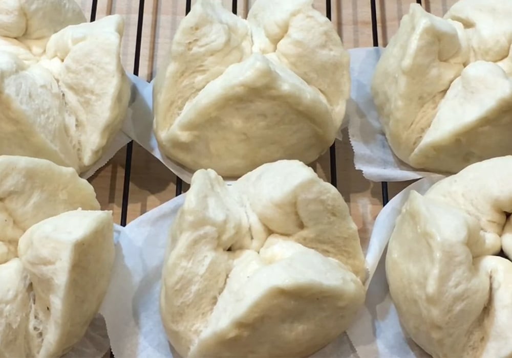 Bánh bao nhân đậu đen