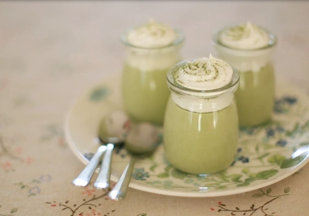 Bánh mousse trà xanh Nhật Bản