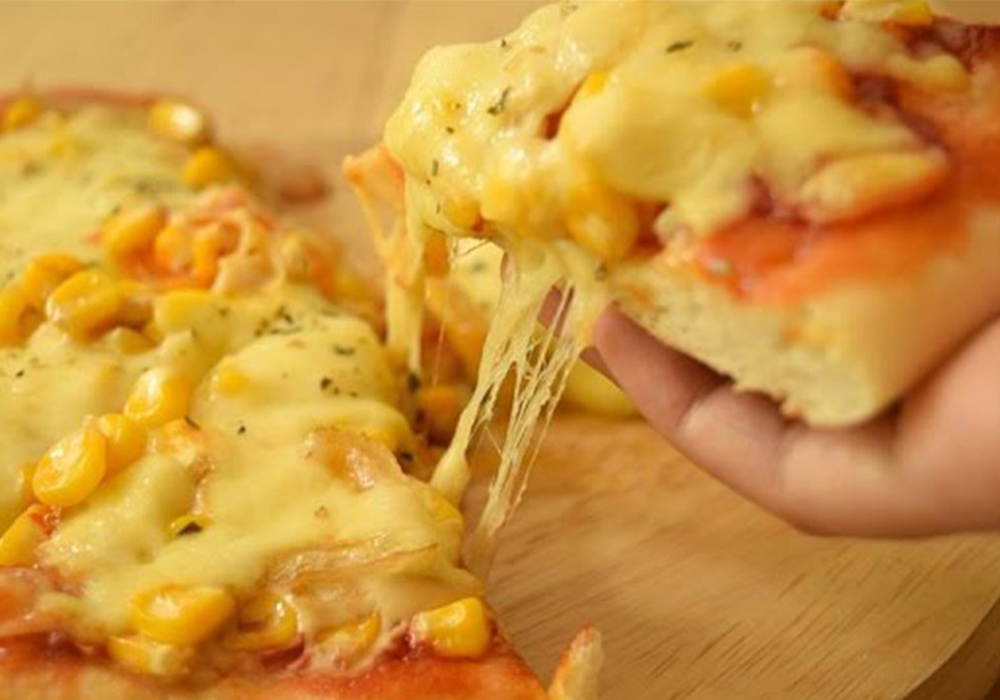 Pizza bắp phô mai