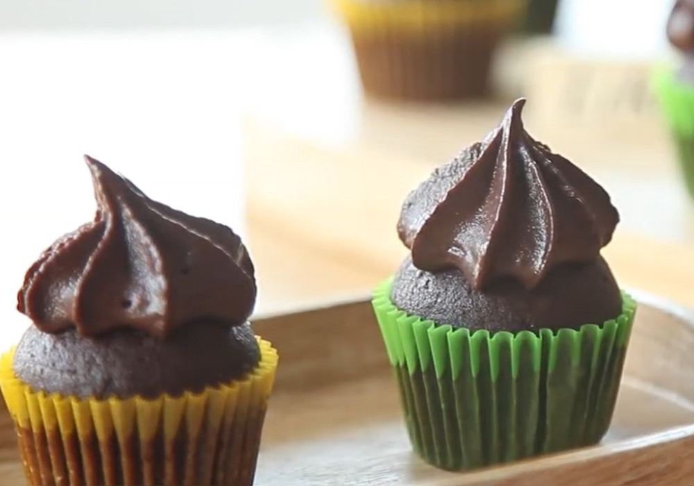 Bánh cupcake socola