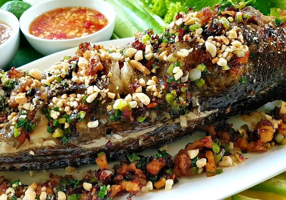 Cá lóc nướng mỡ hành